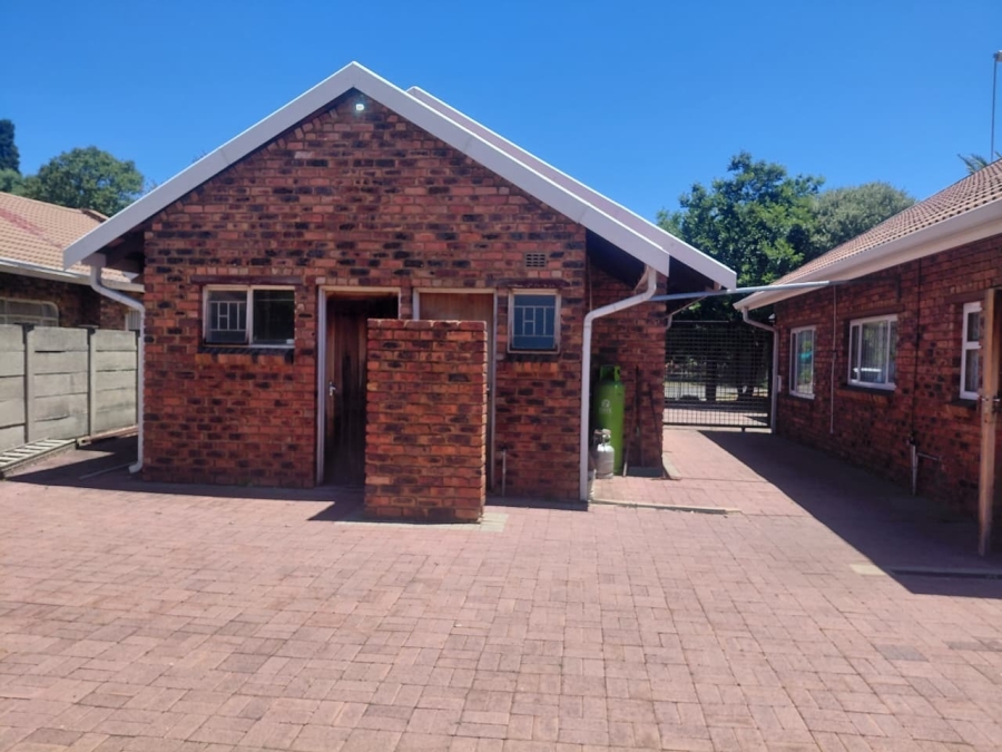 3 Bedroom Property for Sale in Vaalpark Free State